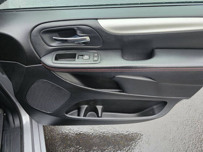 2015 Dodge Grand Caravan R/T