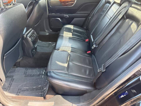 2019 Lincoln Continental Select