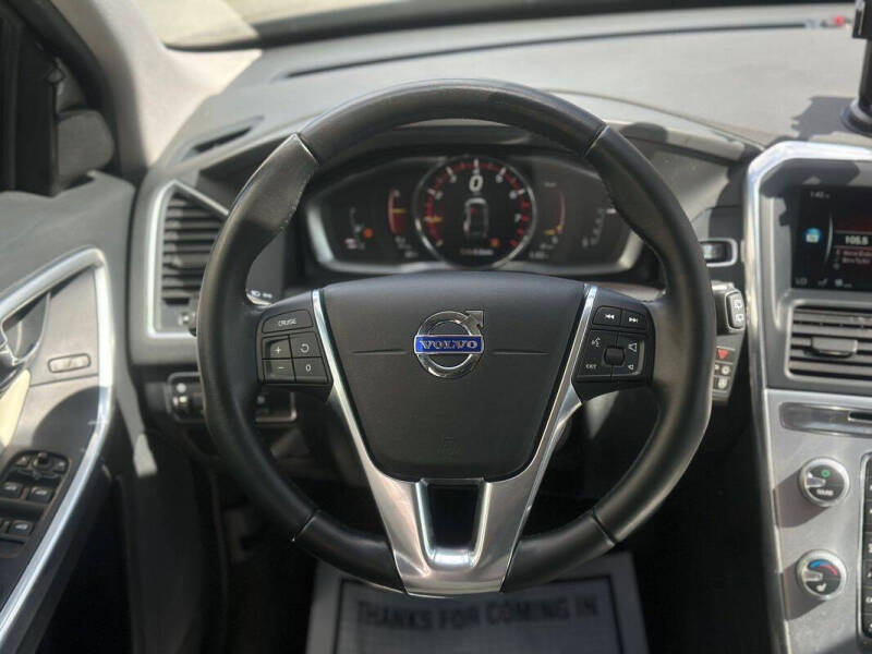 2017 Volvo XC60 T6 Dynamic