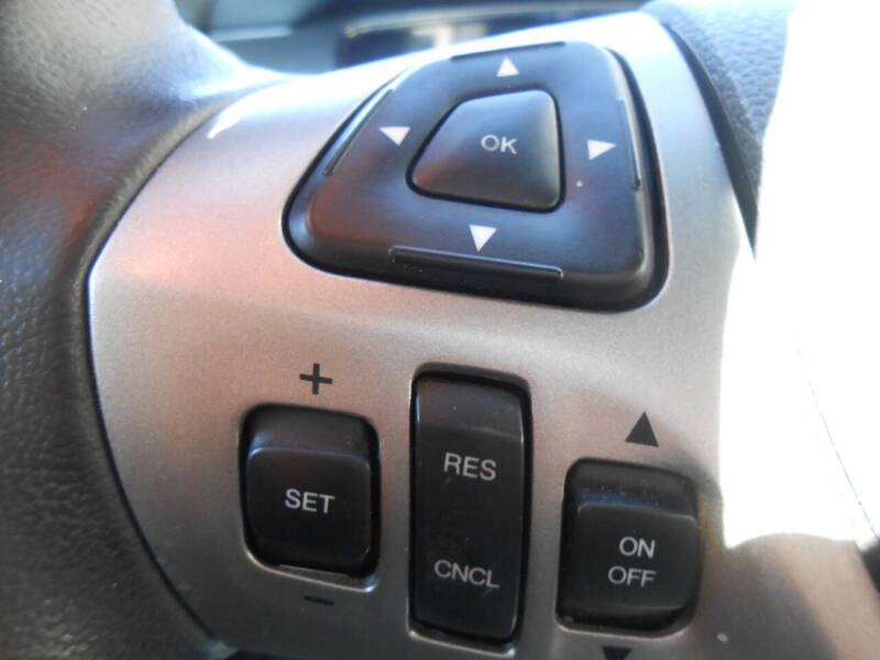 2014 Ford Taurus SEL