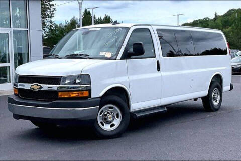 2025 Chevrolet Express LT 3500