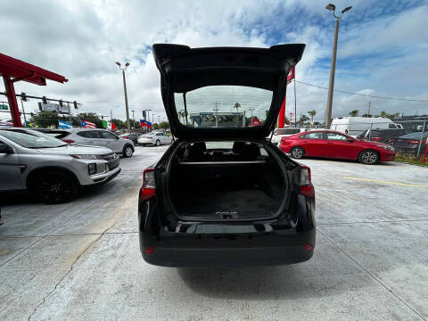 2020 Toyota Prius L Eco