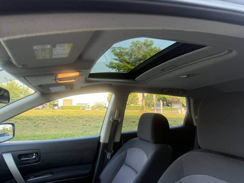 2012 Nissan Rogue SV