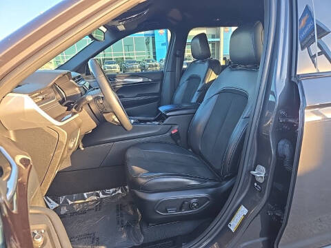 2022 Jeep Grand Cherokee Altitude