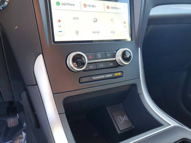 2024 Ford Edge SE