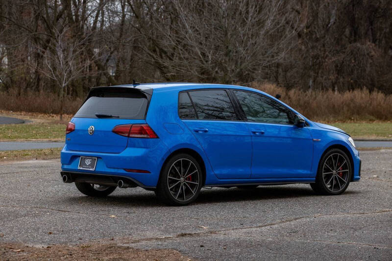 2021 Volkswagen Golf GTI SE