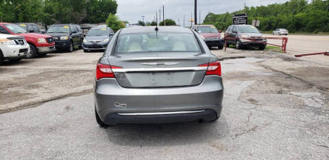 2013 Chrysler 200 Touring