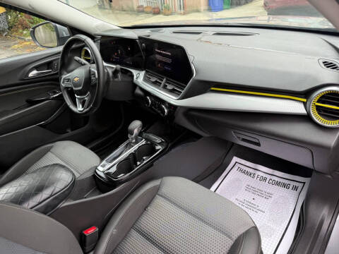 2024 Chevrolet Trax LT