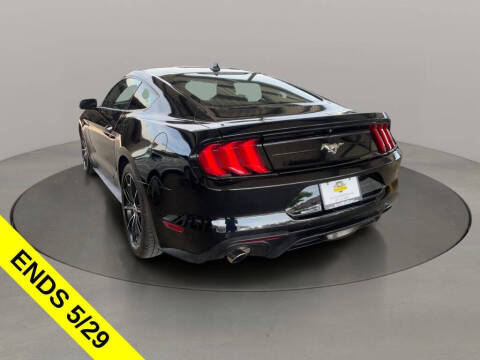 2021 Ford Mustang EcoBoost
