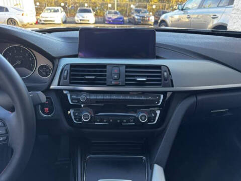 2018 BMW 3 Series 330i