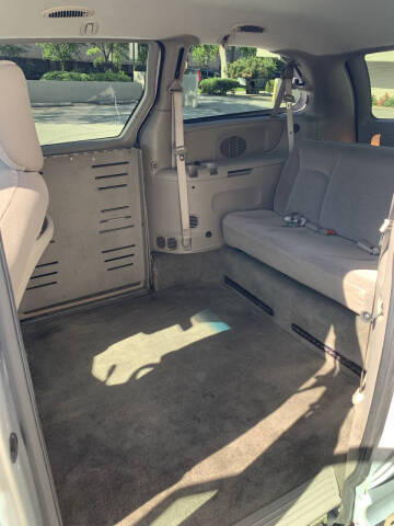2003 Dodge Grand Caravan Sport