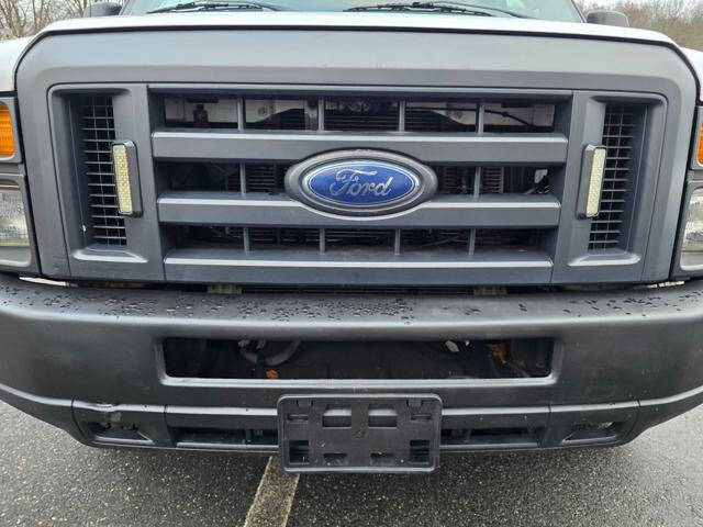 2013 Ford E-Series E-250