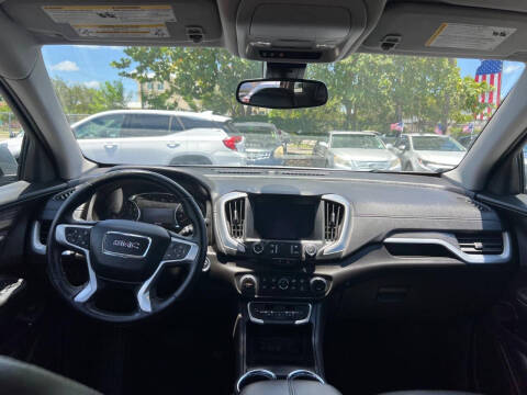 2024 GMC Terrain SLT