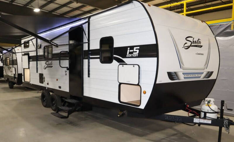 2025 Shasta RV 526DB for sale at Dukes Automotive LLC in Lancaster SC