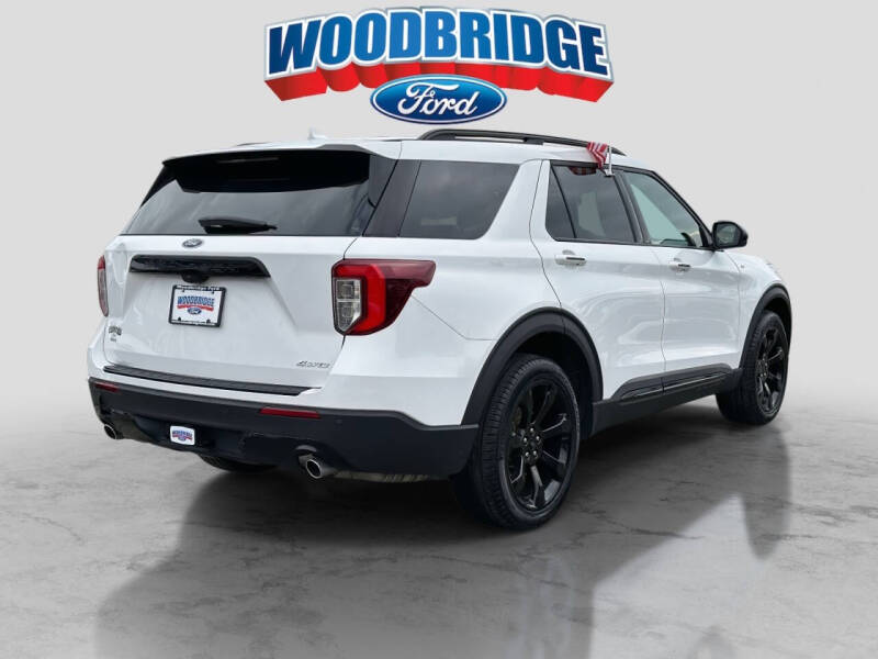 2022 Ford Explorer ST-Line