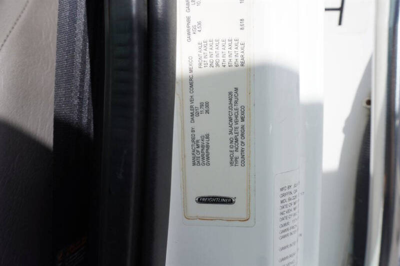 2018 Freightliner M2 106