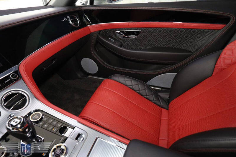 2022 Bentley Continental GTC V8