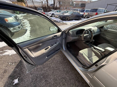2003 Toyota Camry LE