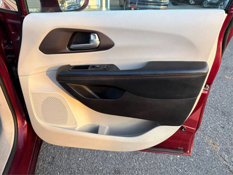 2017 Chrysler Pacifica