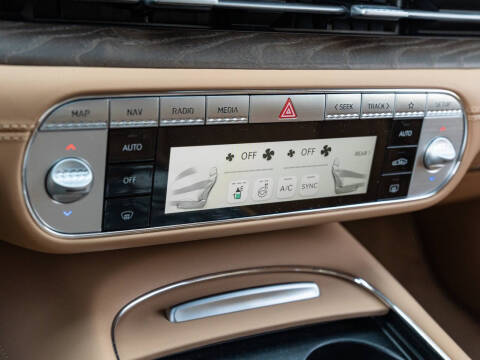 2023 Genesis G90 3.5T e-Supercharger