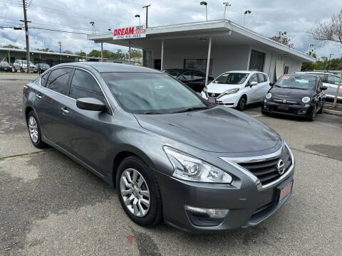 2014 Nissan Altima for sale at Dream Motors in Sacramento CA