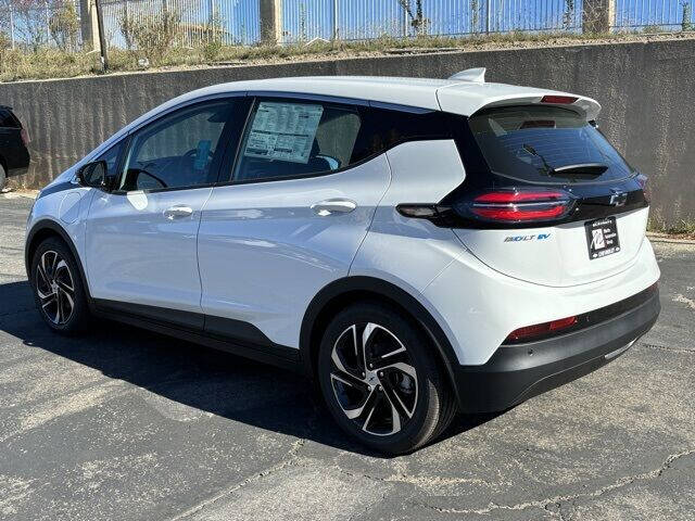 2023 Chevrolet Bolt EV 2LT