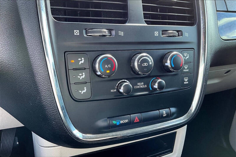 2014 Dodge Grand Caravan SE