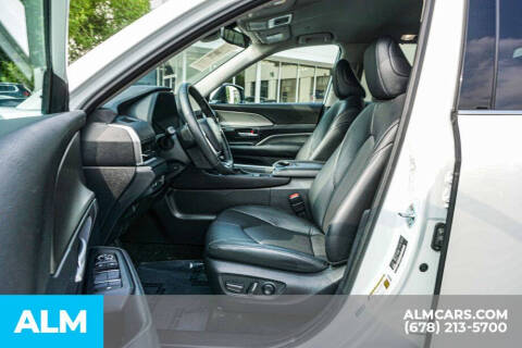 2024 Toyota Grand Highlander Hybrid XLE