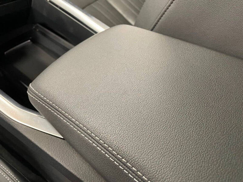 2021 Audi e-tron quattro Premium Plus