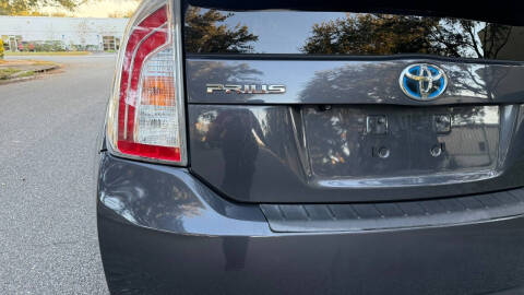 2012 Toyota Prius Three