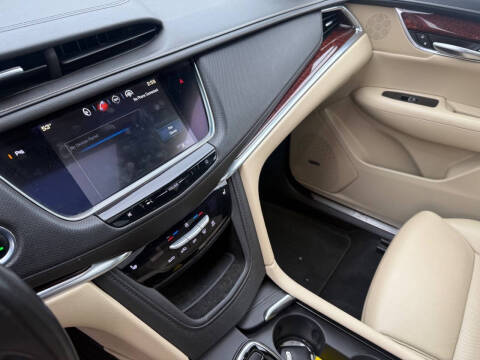 2018 Cadillac XT5 Luxury