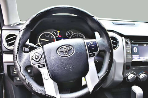 2014 Toyota Tundra SR5