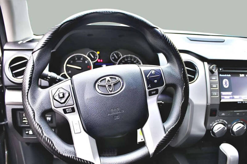 2014 Toyota Tundra SR5