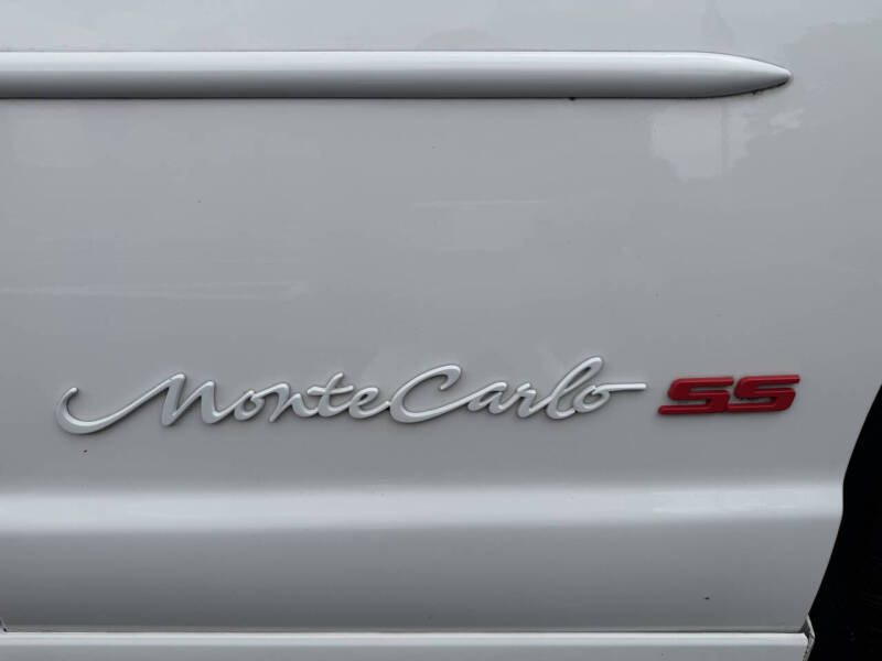 2000 Chevrolet Monte Carlo SS