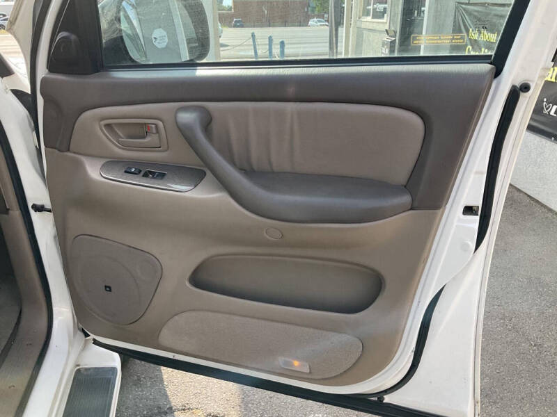 2003 Toyota Sequoia Limited