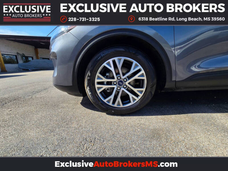 2022 Ford Escape SEL