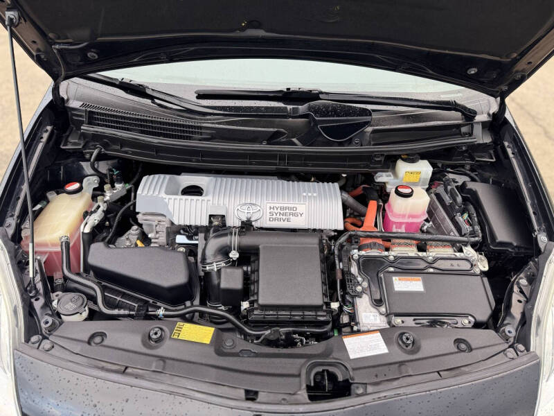 2015 Toyota Prius Three