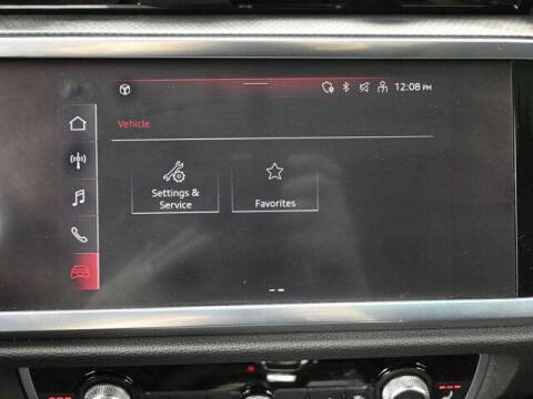 2022 Audi Q3 quattro S line Prem Plus 45 TFSI