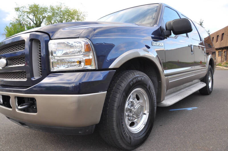 2005 Ford Excursion Eddie Bauer