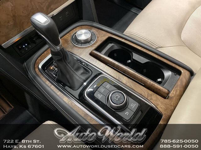 2022 Nissan Armada SL