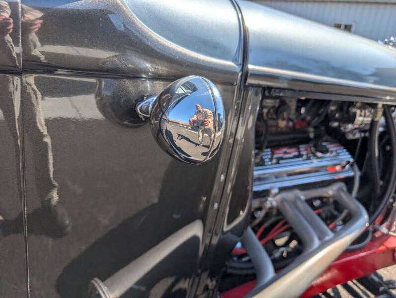 1933 Ford Model BB