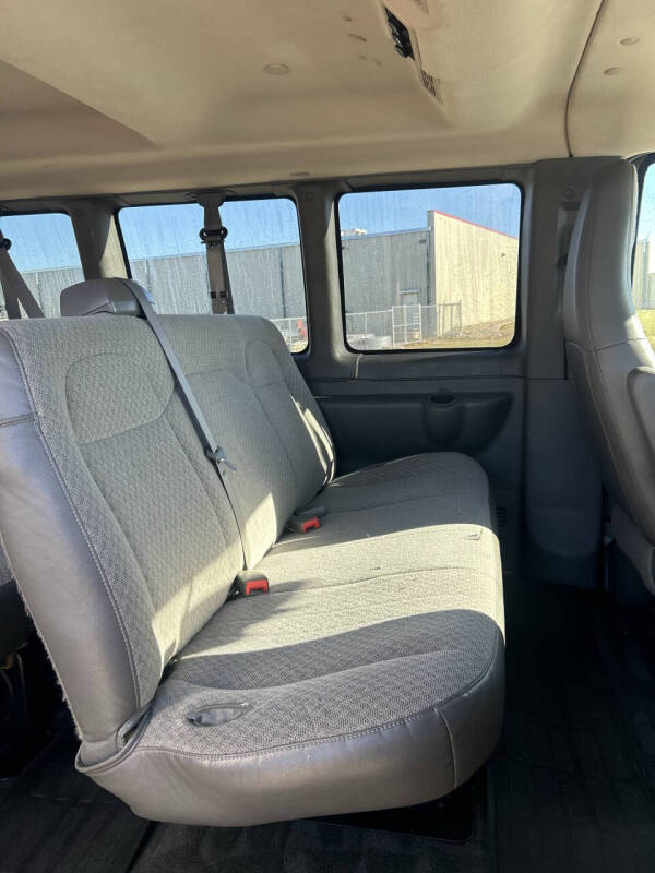 2016 Chevrolet Express LS 2500