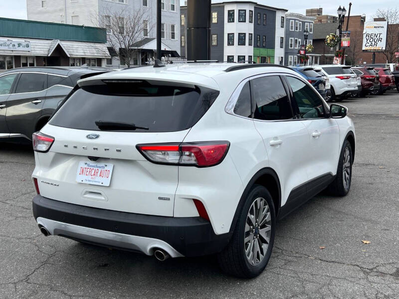 2020 Ford Escape Hybrid Titanium