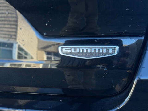 2023 Jeep Grand Cherokee Summit