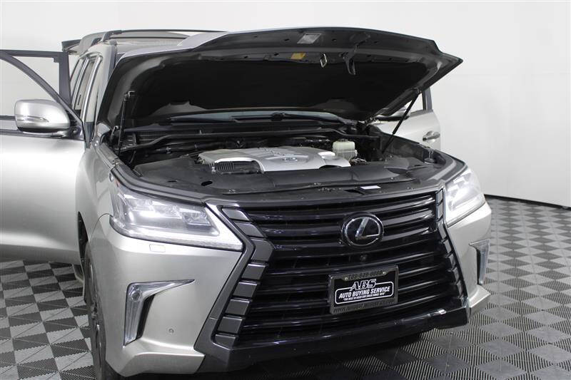 2018 Lexus LX 570