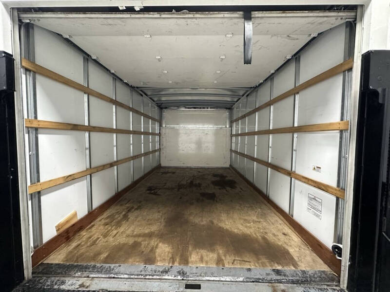 2022 Chevrolet Express 3500