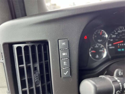 2023 Chevrolet Express 2500