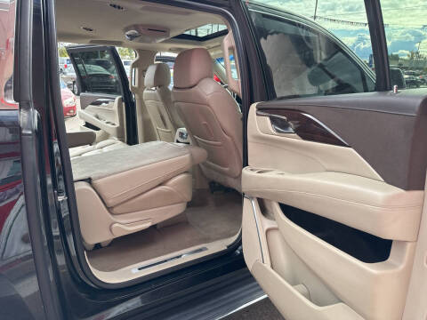 2016 Cadillac Escalade ESV Luxury Collection