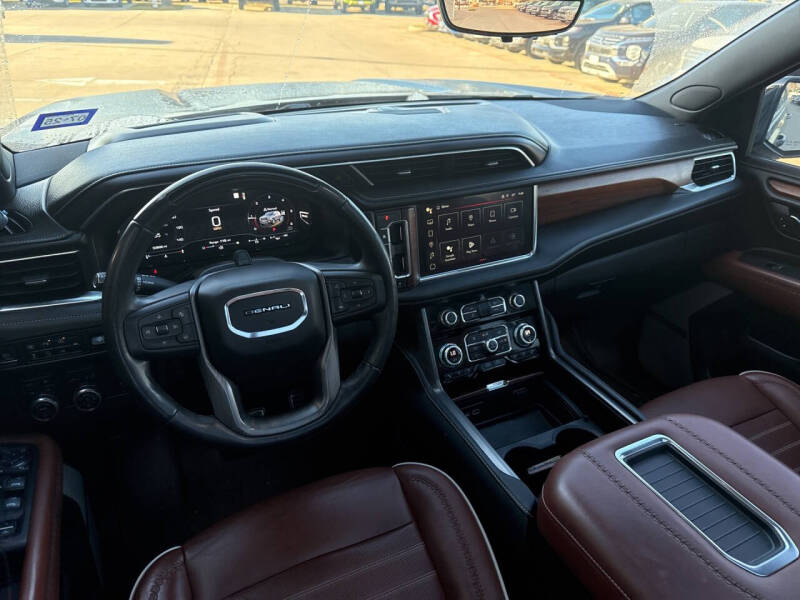 2023 GMC Yukon Denali Ultimate