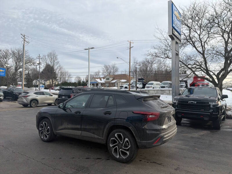 2025 Chevrolet Trax RS